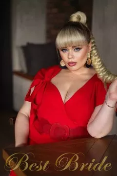 Karolina, 34