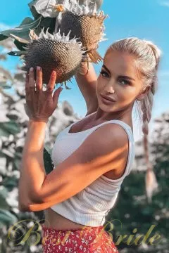 Kristina, 37