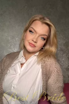 Nataliia, 49