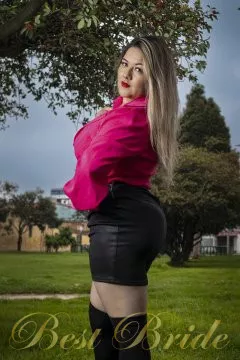 Victoria, 32