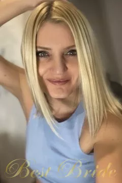 Olga, 44