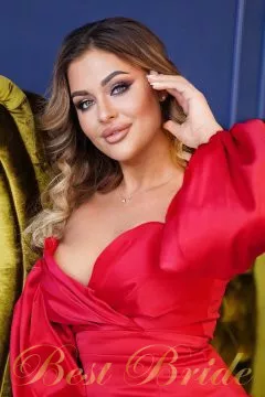 Viktoriya, 31
