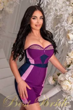 Karina, 30