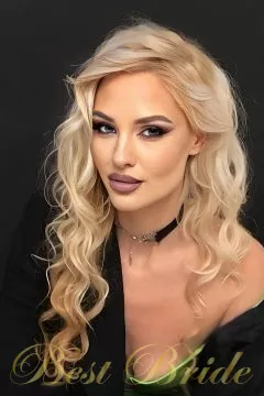 Marharyta, 35