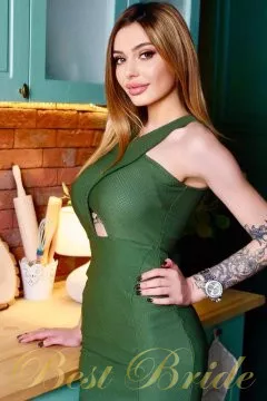 Alina, 33