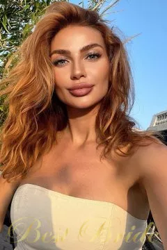 Liliya, 36