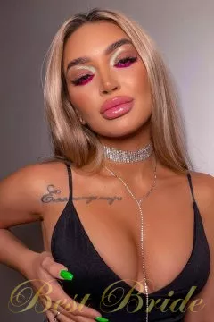 Daria, 29