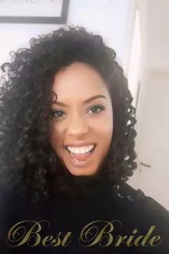 Cecilia Yadira, 38
