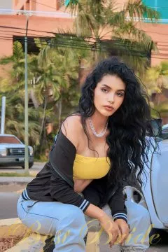 Victoria Valentina, 24