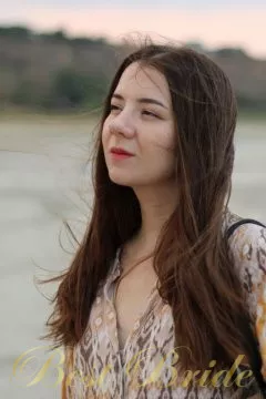 Liliya, 30